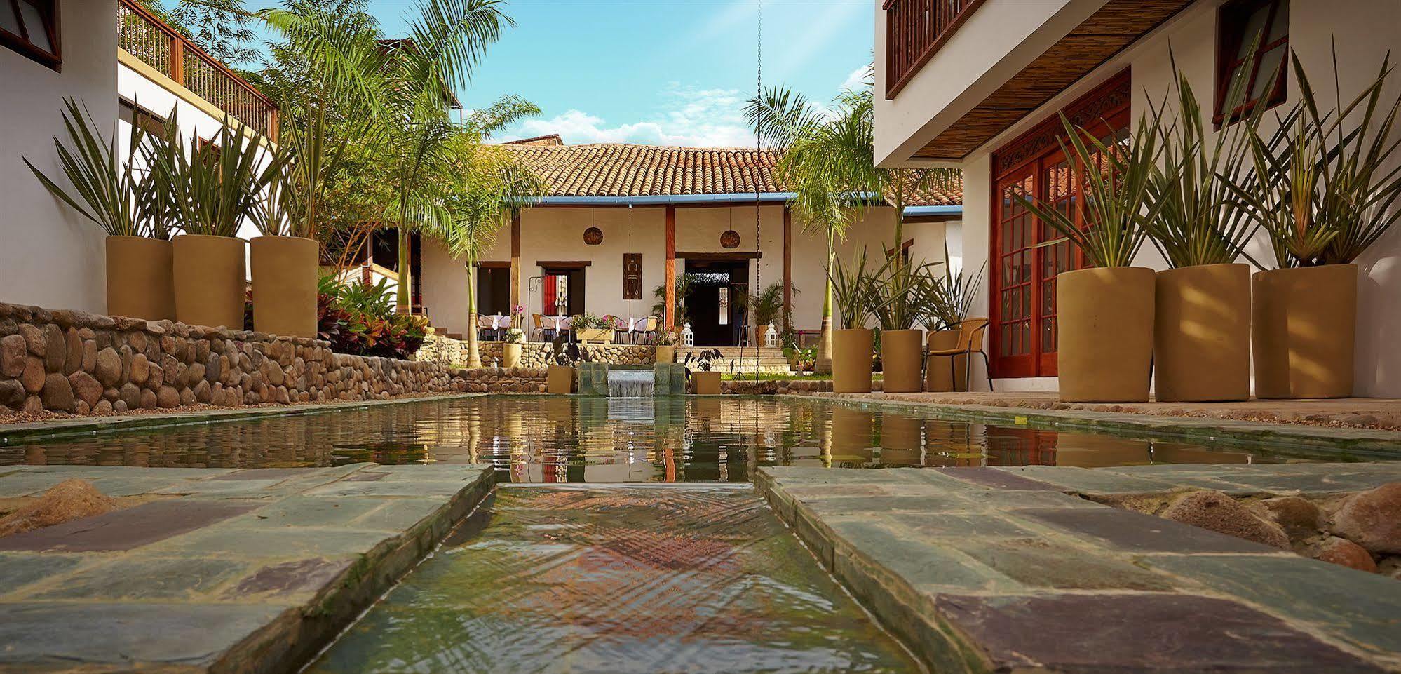 Lombok Hotel & Spa Antes Hotel Casablanca Guaduas Exterior photo